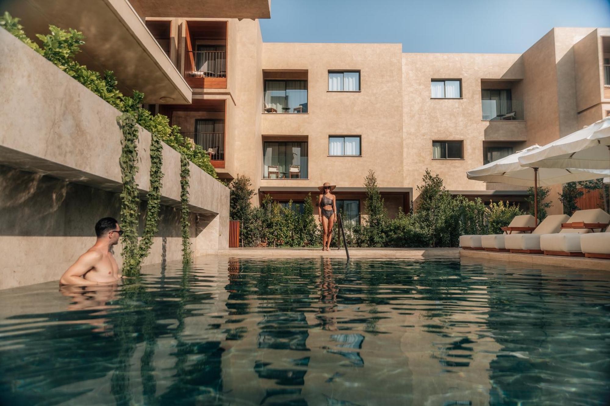 M Boutique Hotel - Designed For Adults Paphos Exteriör bild